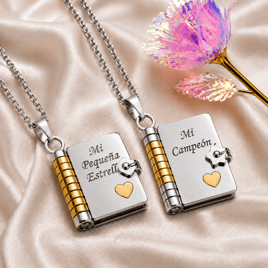 Collar Libro con Mensajes para Hija o Hijo | Mi Pequeña Estrella y Mi Campeón + Rosa Encantada de Regalo