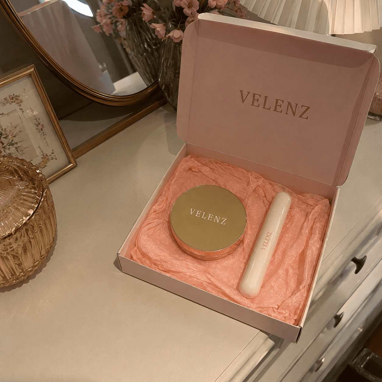 Kit de Maquillaje con Delineador y Paleta para Ojos