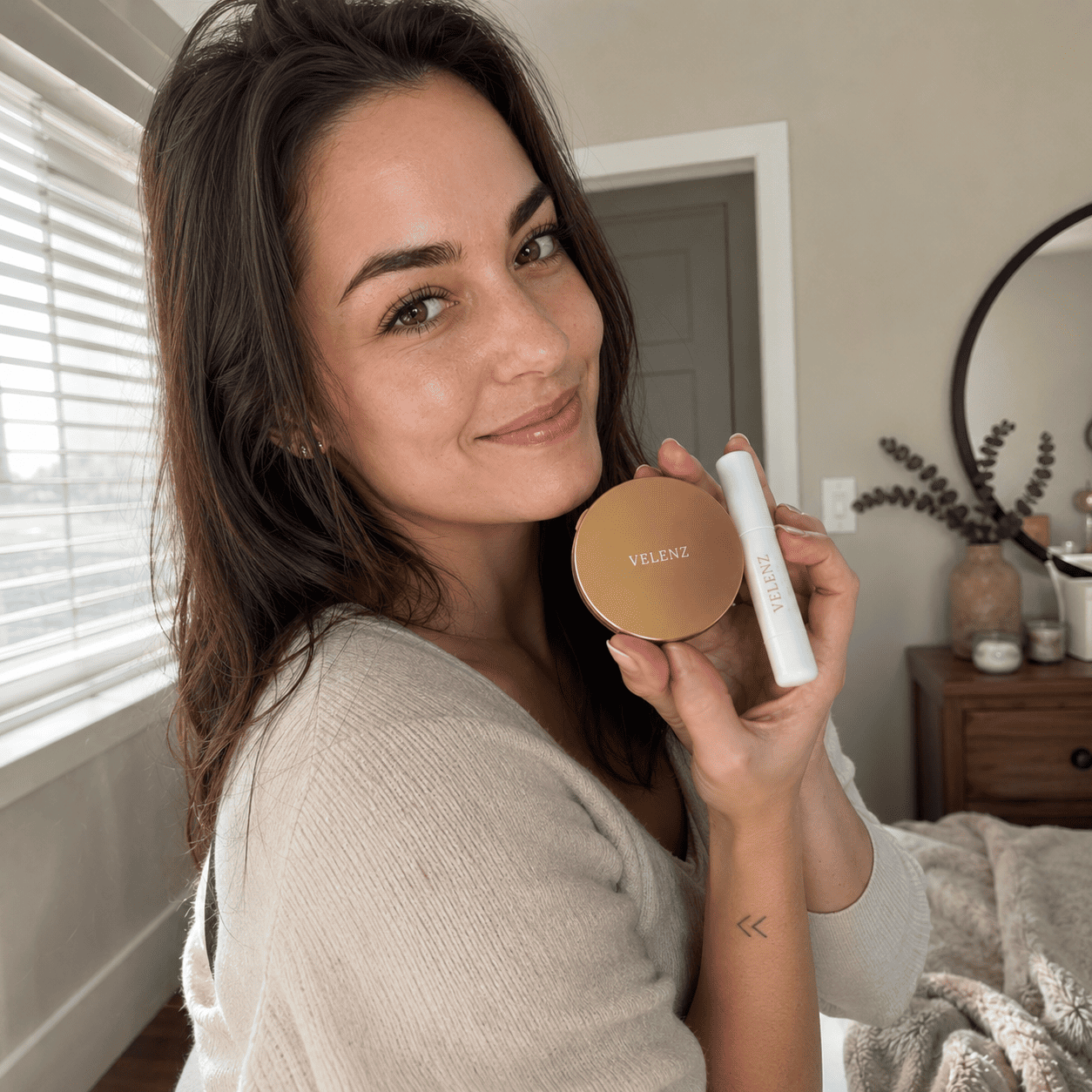 Kit de Maquillaje con Delineador y Paleta para Ojos
