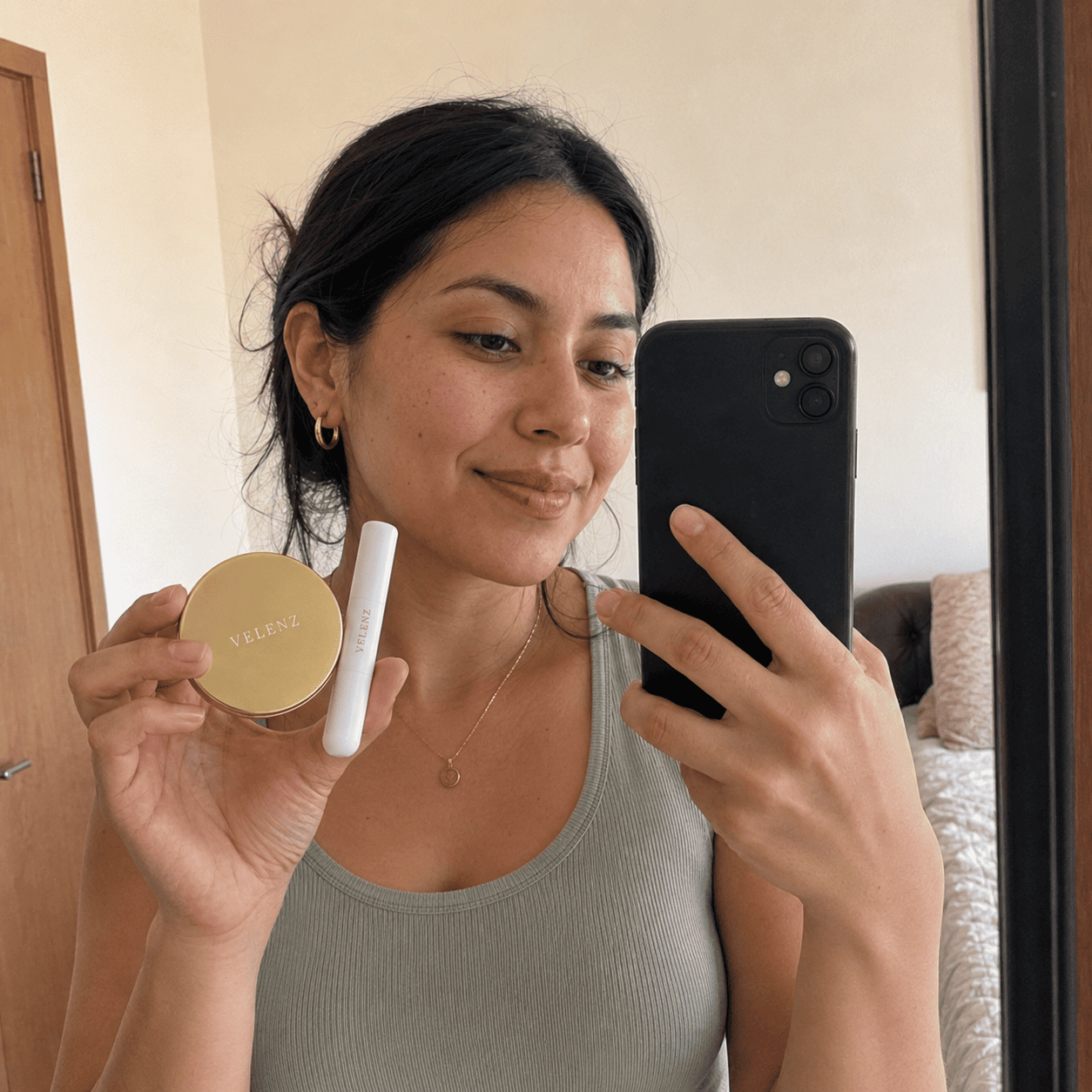 Kit de Maquillaje con Delineador y Paleta para Ojos